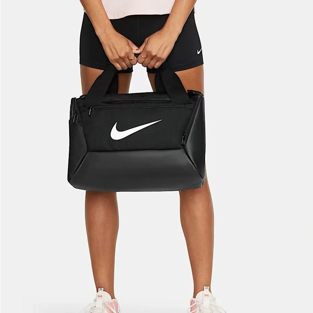 Nike more jordan